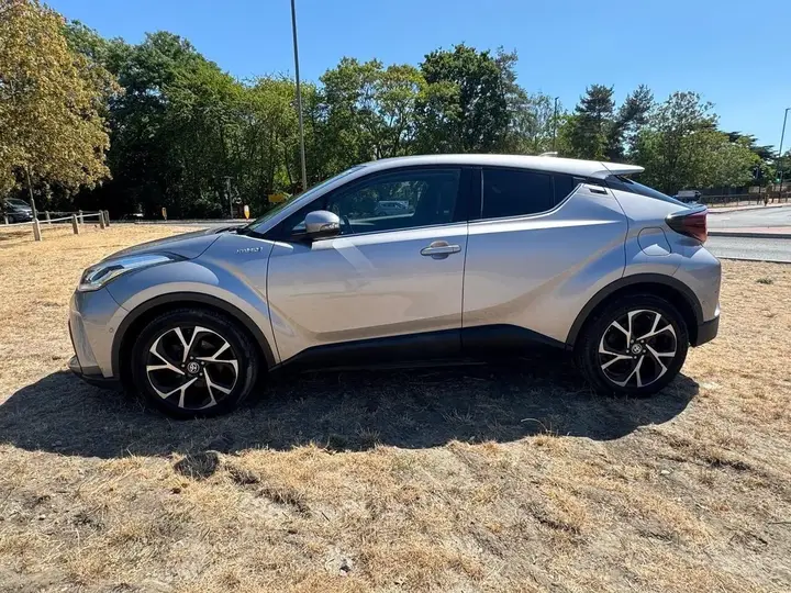 Toyota C-Hr 2021 photo 4