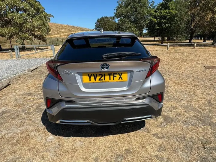 Toyota C-Hr 2021 photo 5