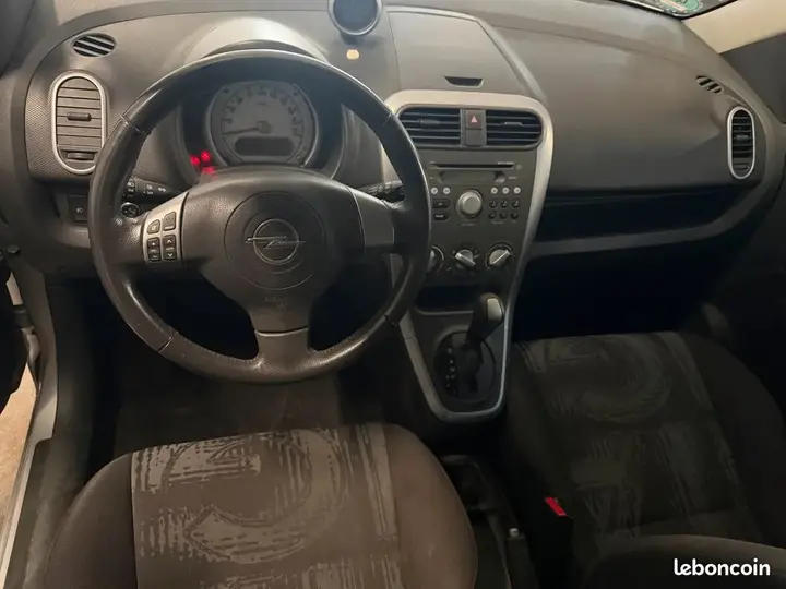 Opel Agila 2012 photo 5