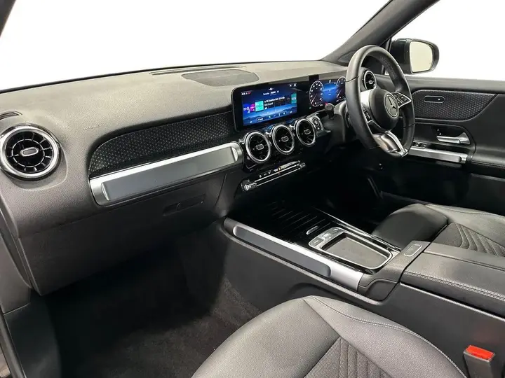 Mercedes-Benz Glb 2026 photo 3