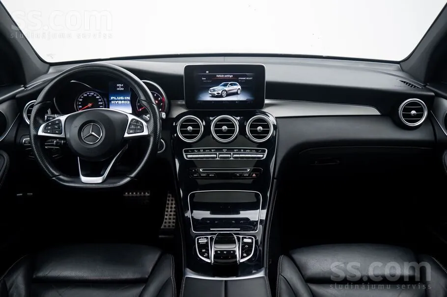 Mercedes-Benz Glc 350 E 4Matic 2017 photo 2