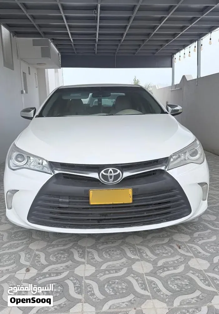 Toyota Camry 2017 photo 2