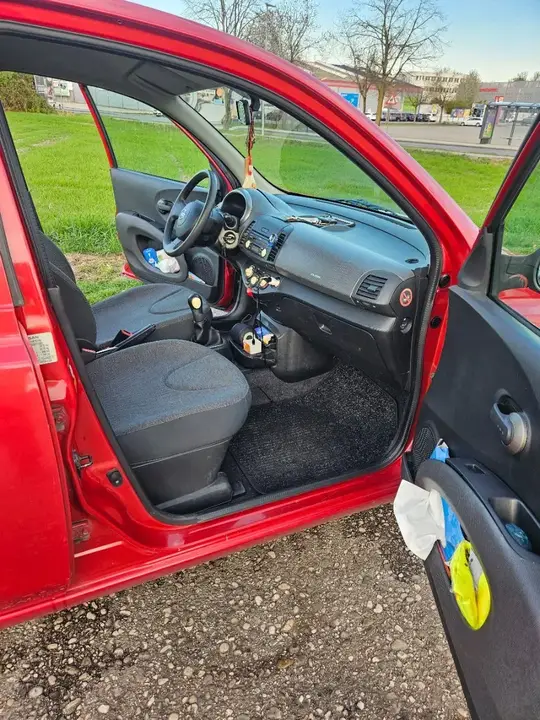 Nissan Micra 2005 photo 2