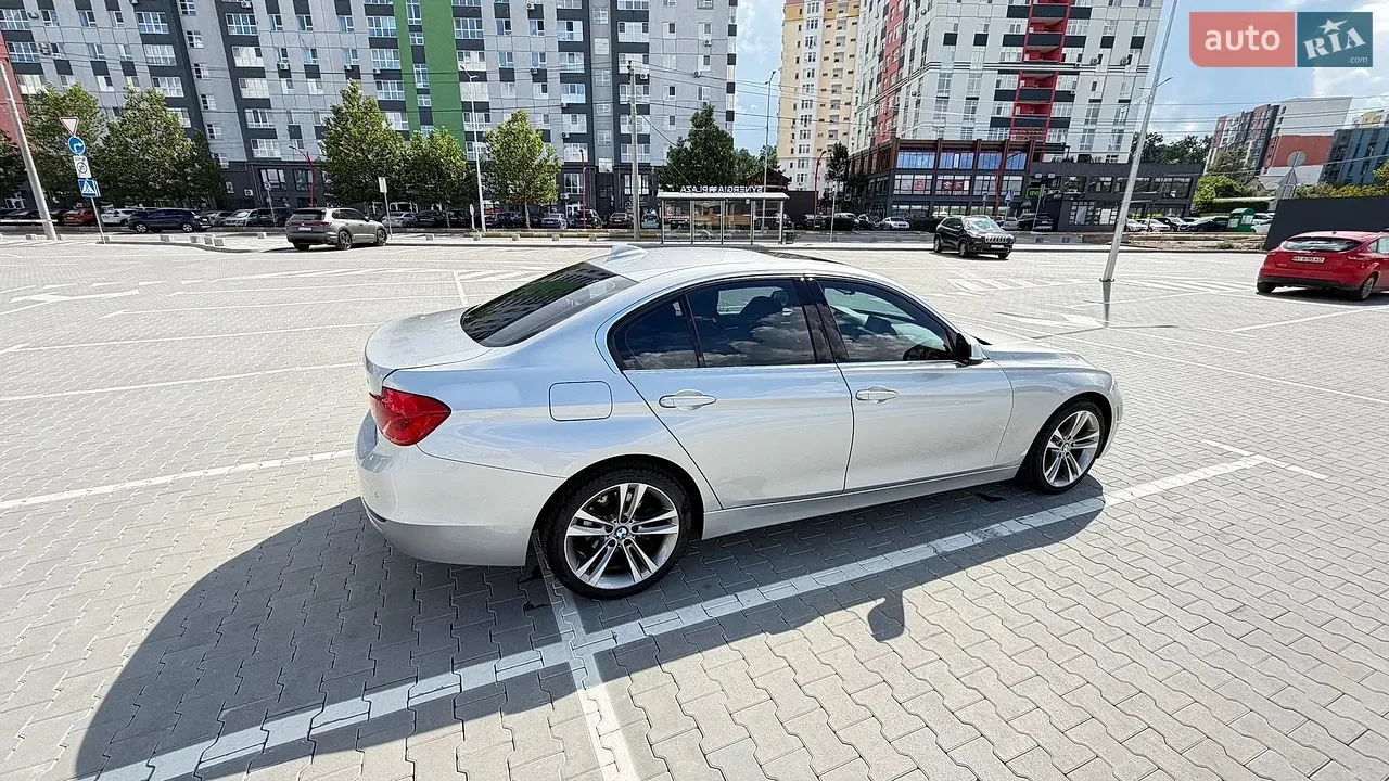 BMW 3 Series 2016 photo 5