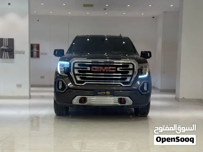 GMC Sierra