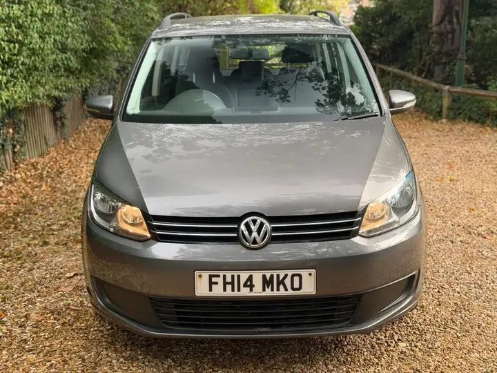 Volkswagen Touran 2014 photo 4