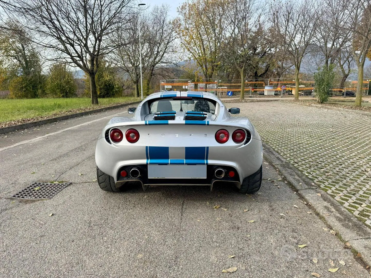 Lotus Elise 2002 photo 5