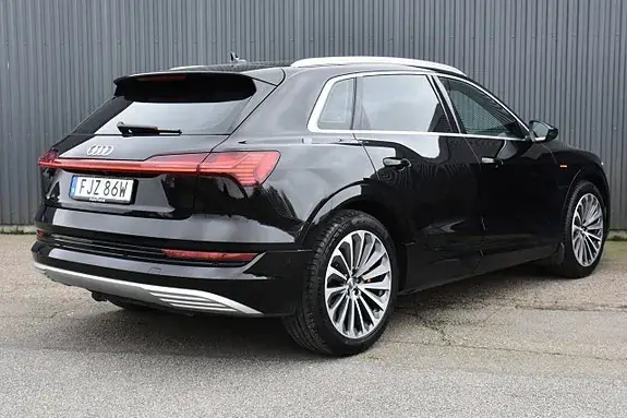 Audi E-Tron 2020 photo 2