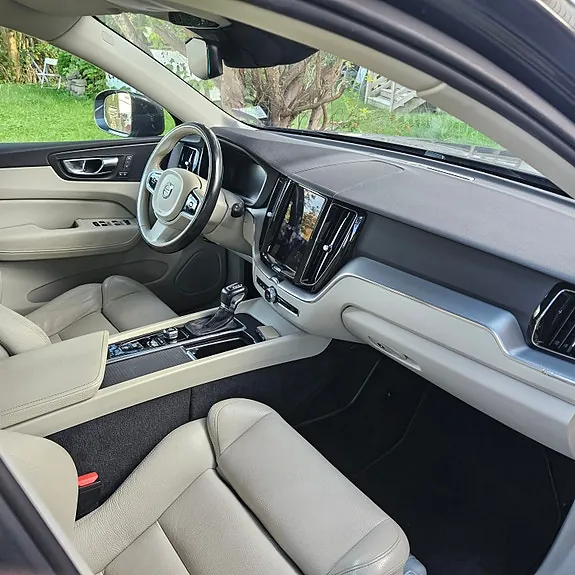 Volvo Xc60 2018 photo 3