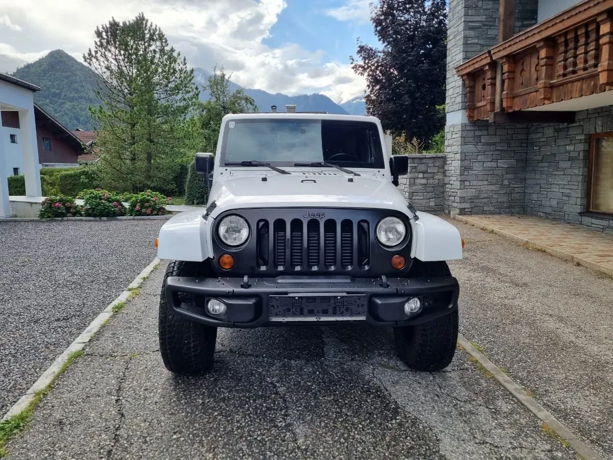 Jeep Wrangler 2012 photo 3