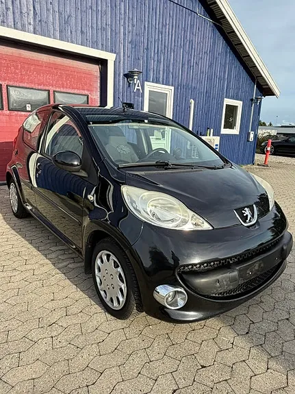 Peugeot 107 2009 photo 4