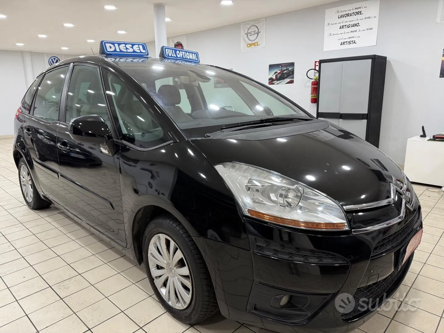 Citroen C4 Picasso 2010 photo 2
