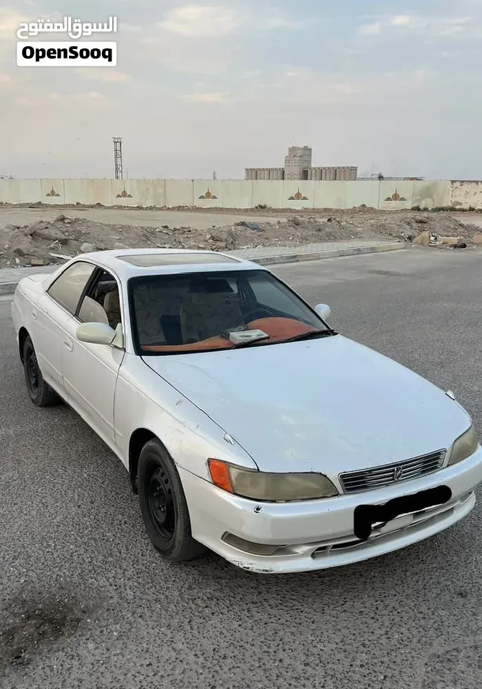 Toyota Crown 1993 photo 3