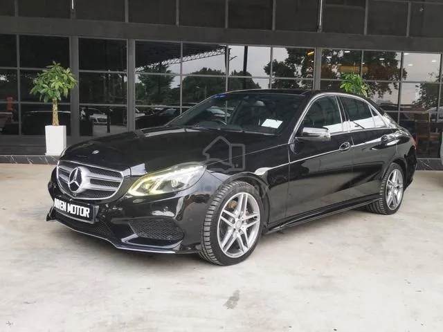Mercedes-Benz E400