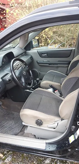 Nissan X-Trail 2003 photo 3