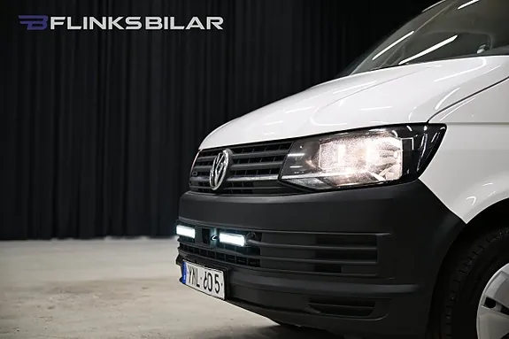 Volkswagen Transporter 2018 photo 3