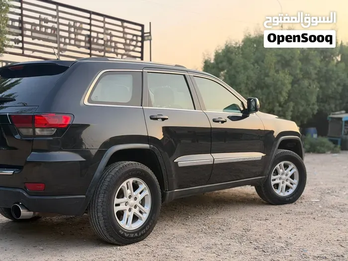 Jeep Laredo