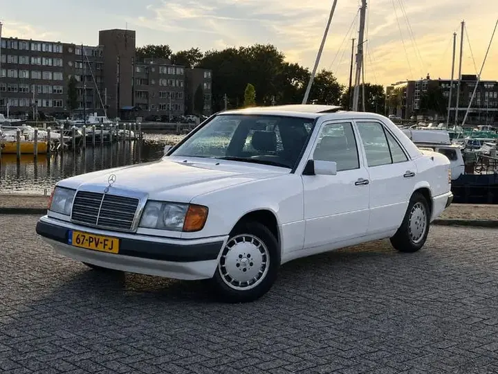 Mercedes-Benz 200-Serie
