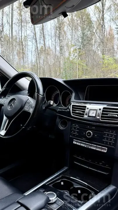 Mercedes-Benz E220 2015 photo 4