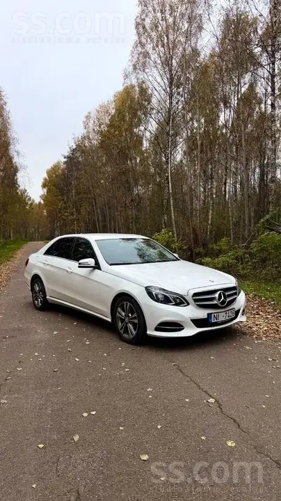 Mercedes-Benz E220