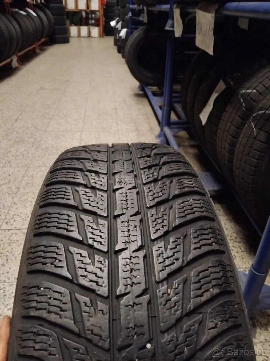Nokian Nokian 235/65 R17 photo 2