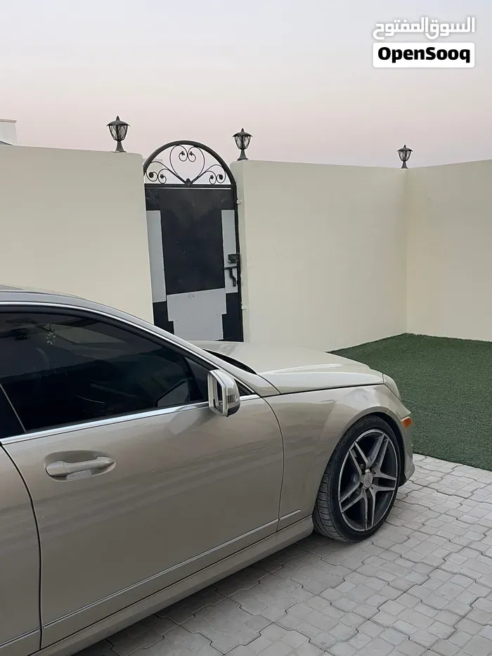 Mercedes-Benz C-Class 2012 photo 4