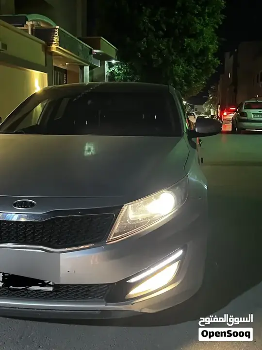 Kia K5 2012 photo 2