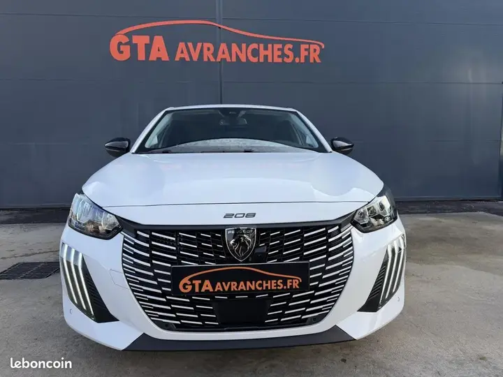 Peugeot 208 2025 photo 4