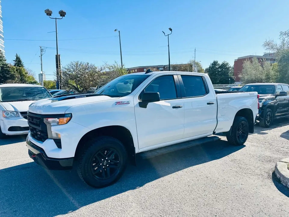 Chevrolet Silverado 1500 2024 photo 3