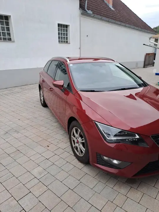 Seat Leon 2015 photo 3