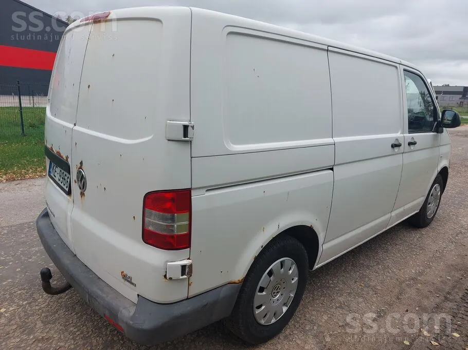 Volkswagen Transporter T5 2012 photo 5