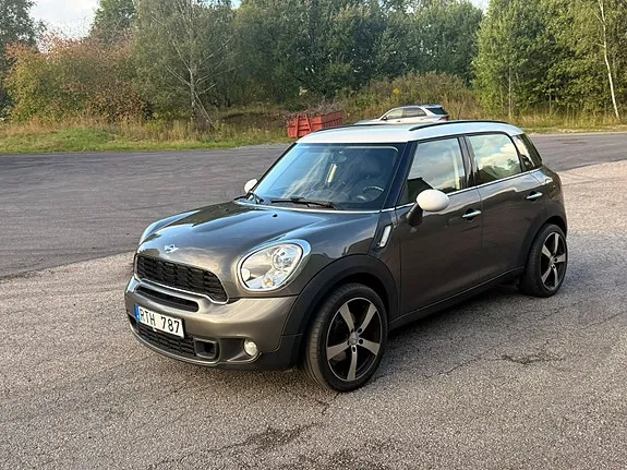 Mini Countryman Cooper S 2011 photo 2