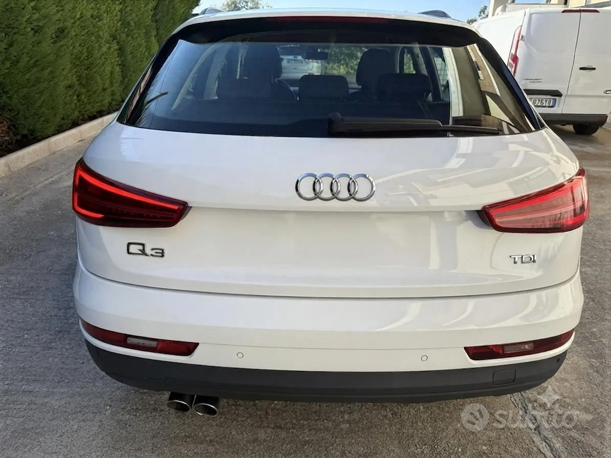 Audi Q3 2017 photo 2