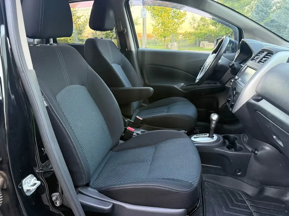 Nissan Versa 2018 photo 4