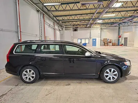 Volvo V70 2012 photo 4