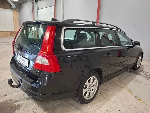 Volvo V70 2012 photo 5