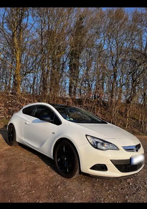 Opel Astra Gtc