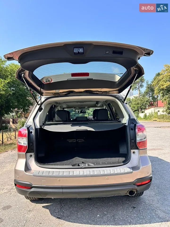 Subaru Forester 2016 photo 2