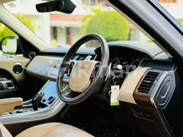 Land Rover Range Rover Sport 2018 photo 4