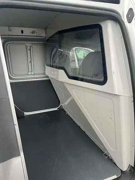 Volkswagen Caddy 2015 photo 2