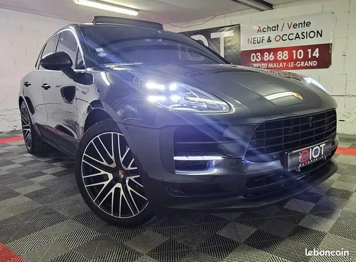 Porsche Macan 2021 photo 2