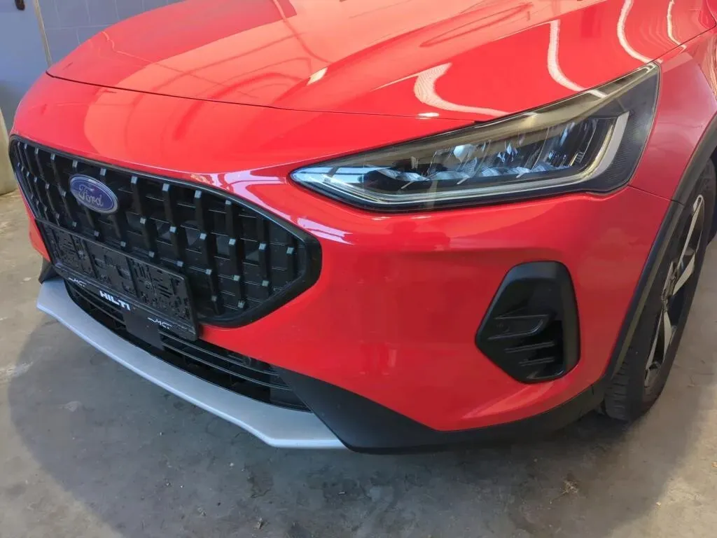 Ford Focus 2023 photo 3