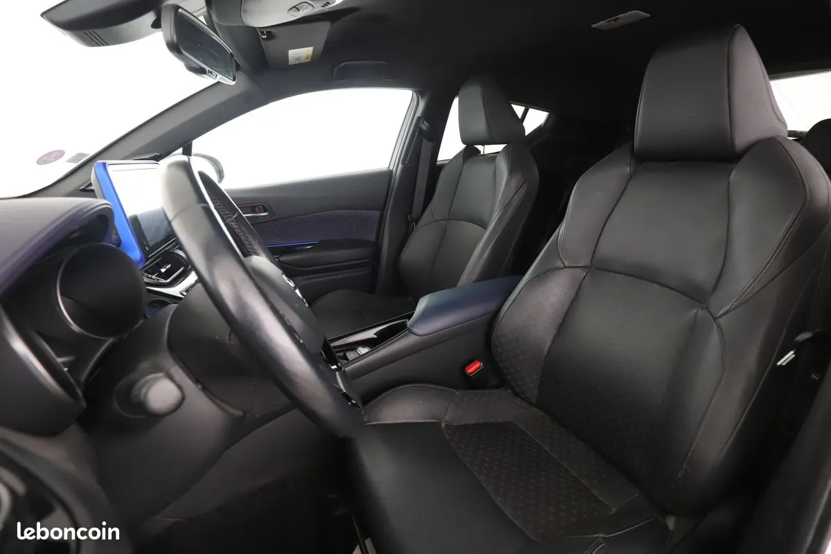 Toyota C-Hr 2018 photo 5