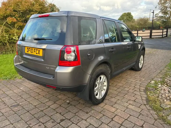 Land Rover Freelander 2 2010 photo 5