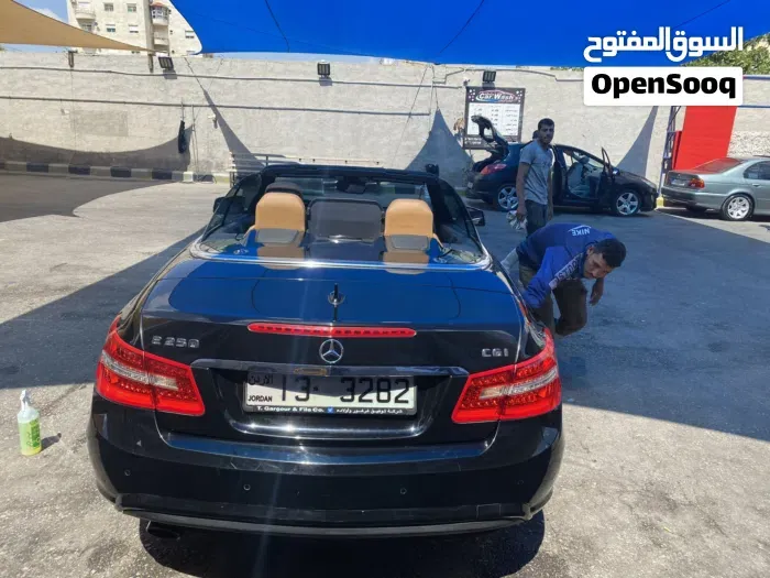 Mercedes-Benz E-Class 2011 photo 3