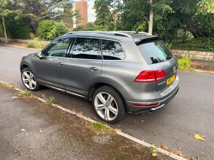 Volkswagen Touareg 2017 photo 3