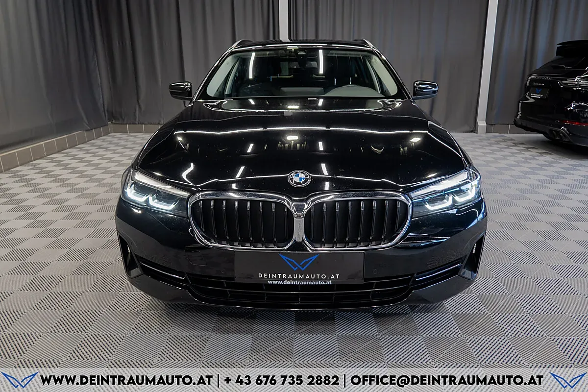 BMW 5 Series 2023 photo 3