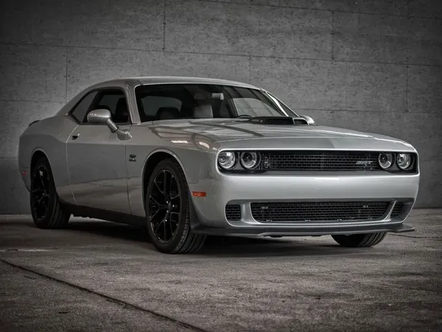 Dodge Challenger 2019 photo 3