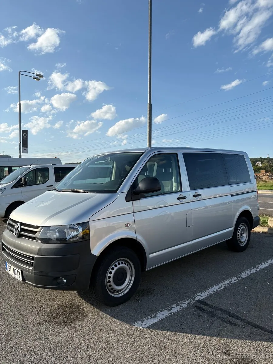 Volkswagen Caravelle 2014 photo 3
