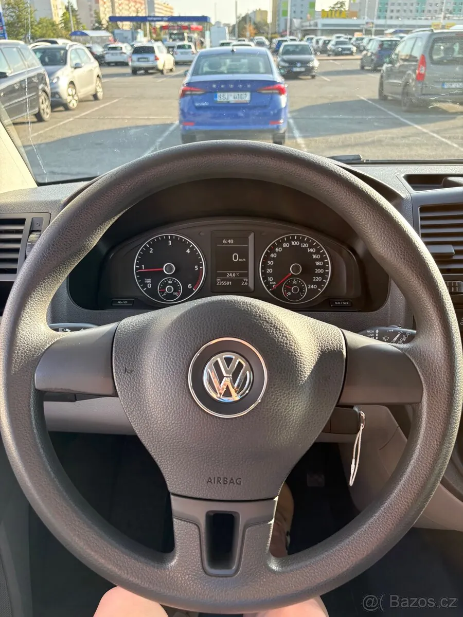 Volkswagen Caravelle 2014 photo 4